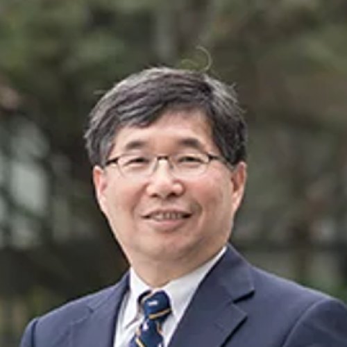Keynote speaker Shu-Hsing Li, Ph.D., Professor and Dean of the College of Management, Chang Gung University, Taiwan